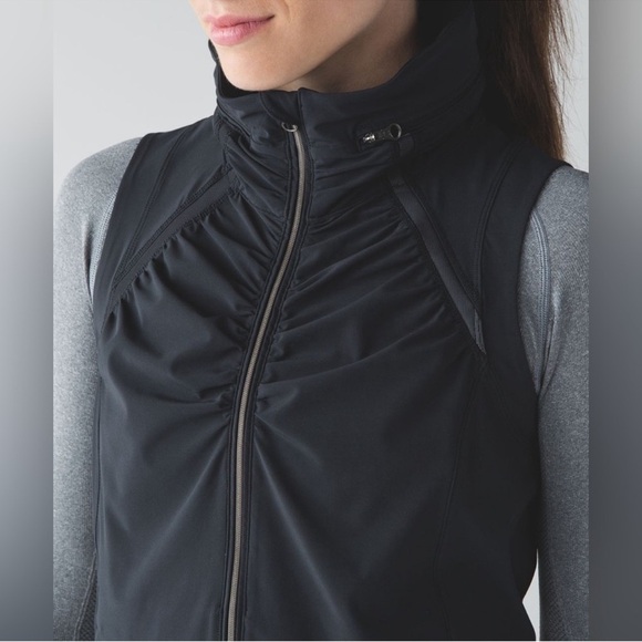 Lululemon go the distance vest black ,Size 2. - Picture 2 of 16